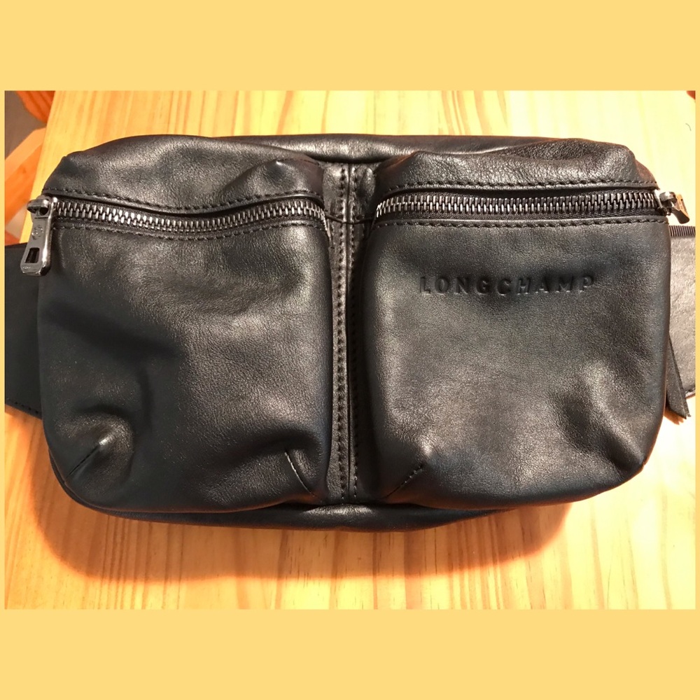 Longchamp Black Leather Crossbody Chest Bag Unisex